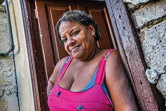 Cuban woman by Waitsfield photographer David Garten.