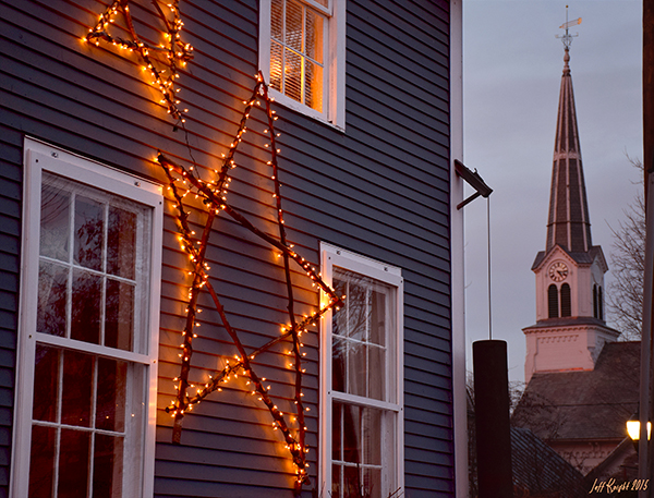 Stars on Bridge Street in Waitsfield. Photo: Jeff Knight