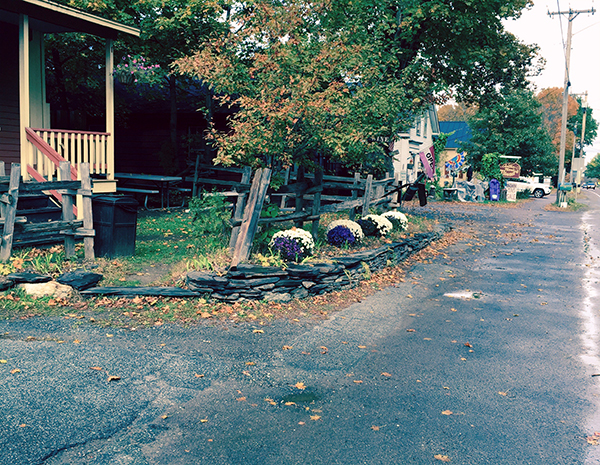 Area of proposed Waitsfield sidewalk from Village Grocery looking north. Photo: Lisa Loomis