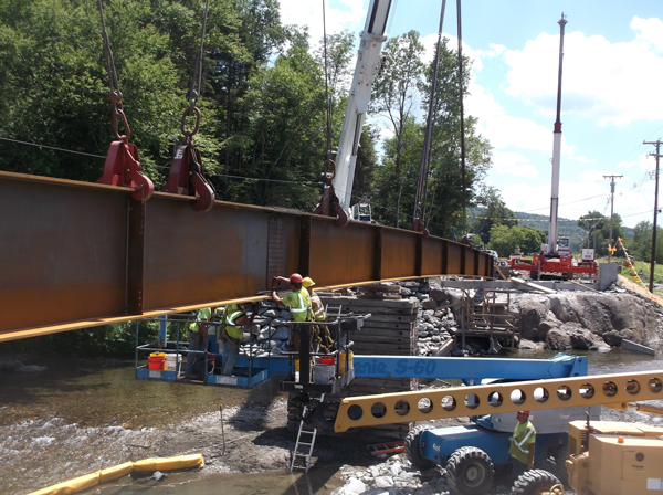 Lareau Bridge construction. Photo: Rick Hale