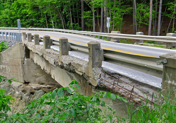 Bridge on Rt. 100 south of Moretown. VR