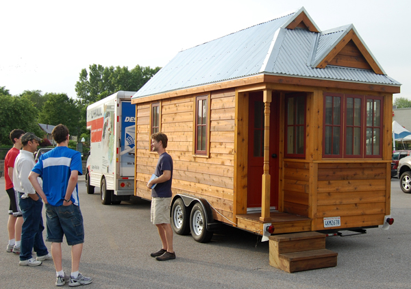 Tiny house photo courtesy Matt Harriger/Flickr.