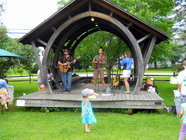 New orders would prohibit live entertainment at Farmers' Markets. Farmers' Market - Phineas Gage performs. File photo.File photo.