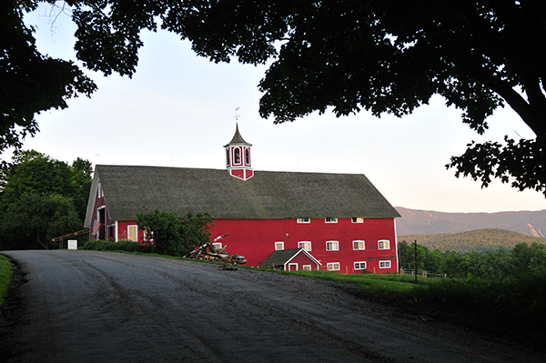 Barns and Bridges Festival welcomes fall