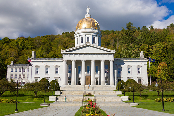 Vermont students convene at State House 