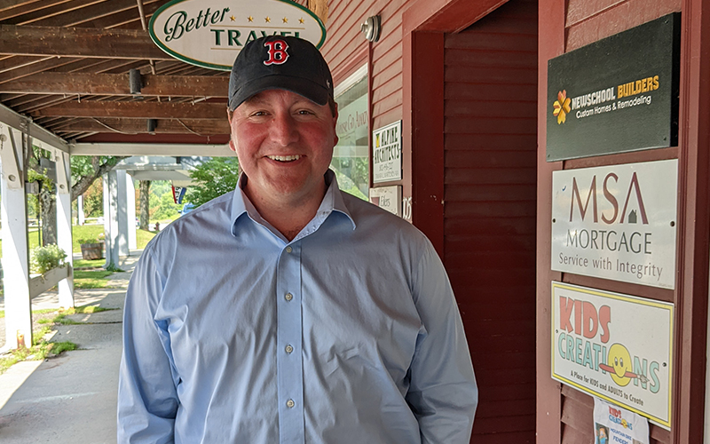 State treasurer candidate Mike Pieciak