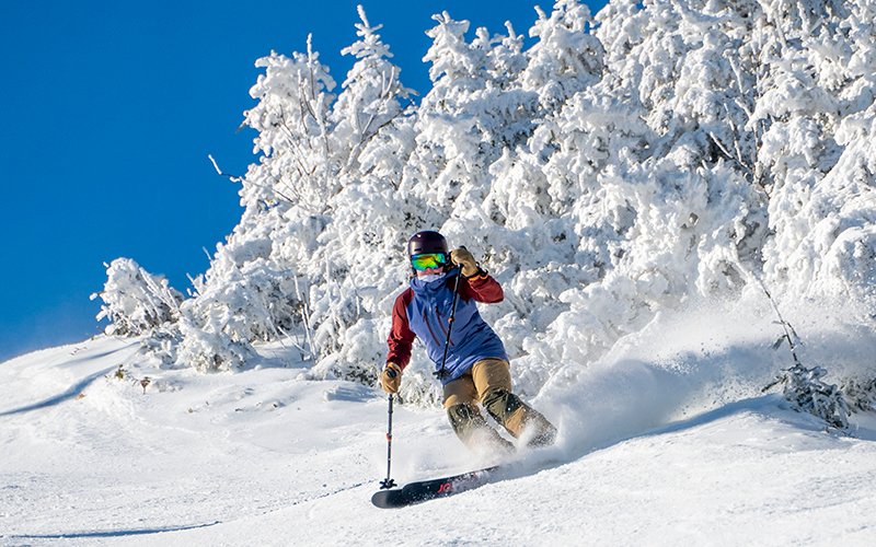 Blue sky day on Ripcord at Sugarbush. Photo: Jeb Wallace-Brodeur.