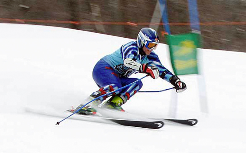 Sugarbush racing Club's Rick Duckworth racing down the mountain.