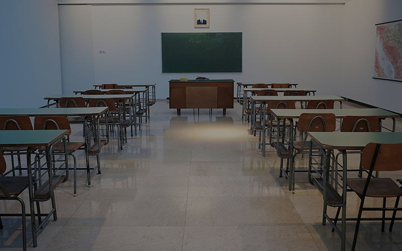 Empty school, phot from  Ivan Aleksic on unsplash.