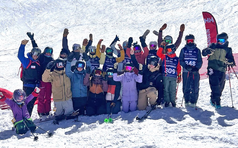 Mad River Glen Freeski Team (front row L to R): Quinn Killian, Jack Guy, Seamus O’Neill, Lynsey Nagle, Sadie Haskell. Ava Killian, coach Matt McGinnis, Ben Killian, Evers Gladchun, Ryan Nagle. (Back row L to R): Coaches Harrison Myers, Edie Doemland, Emily Crofton and Jose Darias, skiers Ryan Lacey, Wyatt Babic, Jack Lacey, Tara Nagle, Addison Brooks and Adeline Lazorchak.