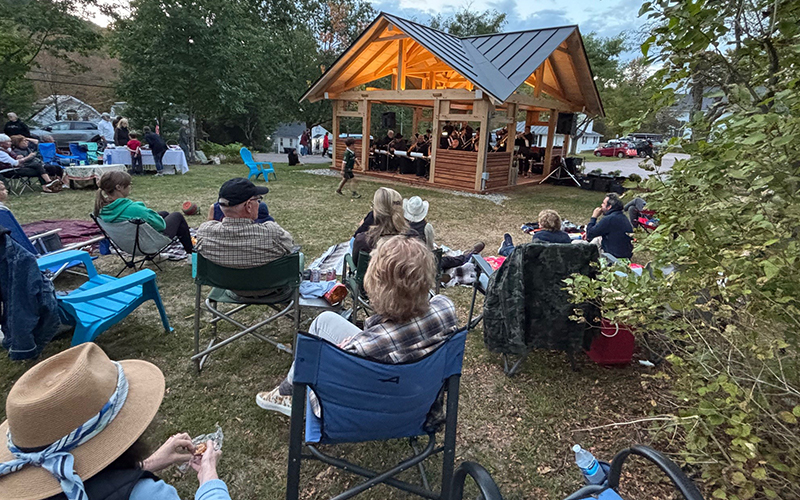 Warren Pavillion