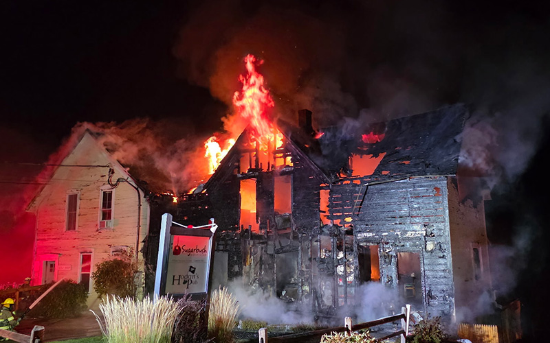 Hogan's Pub and Sugarbush Golf Club fire on September 24, 2025 Photos courtesy John Bleh