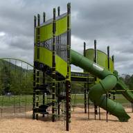 First installation for Warren School’s new playground installed